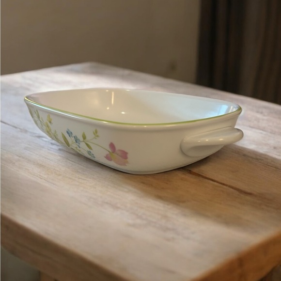 Noritake "Clear Day" Baker/Vegetable Dish - Elegant and Functional - Picture 2 of 7